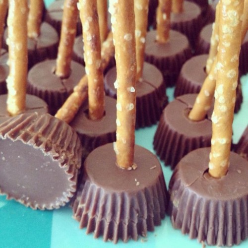 Easy Witches Brooms Candy