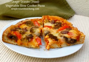 Slow-Cooker-Veggie-Pizza
